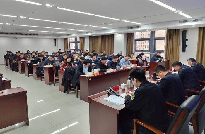 压责任，签订“军令状” 盯整改，夯实“防护墙”